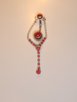 Bauchnabelpiercing mit Kristall
