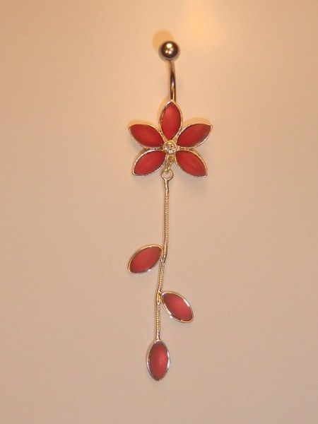 Bauchnabelpiercing mit Kristall